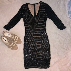 BODYCON SEQUIN DRESS